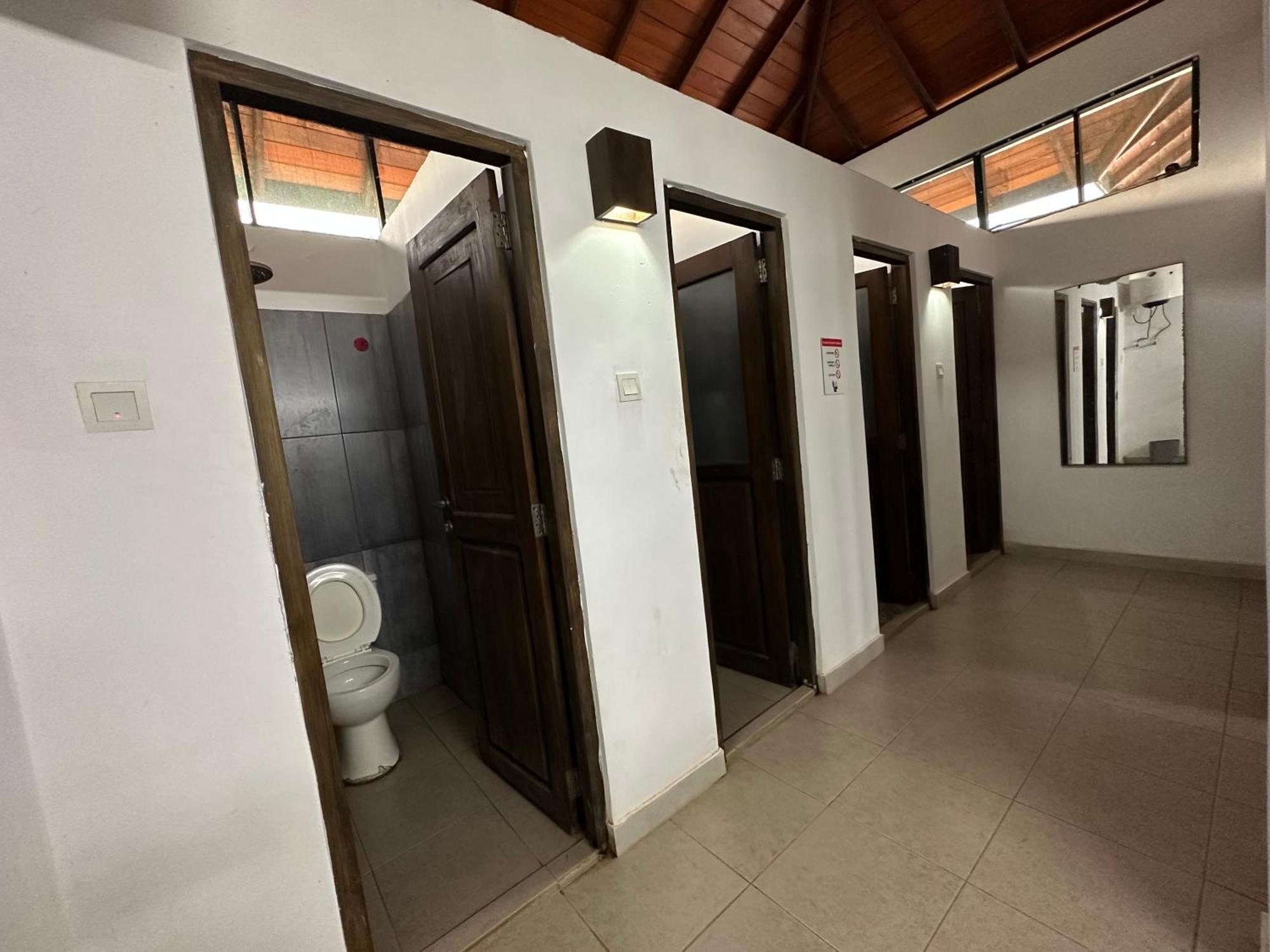 Amaluna Resorts Negombo Luaran gambar