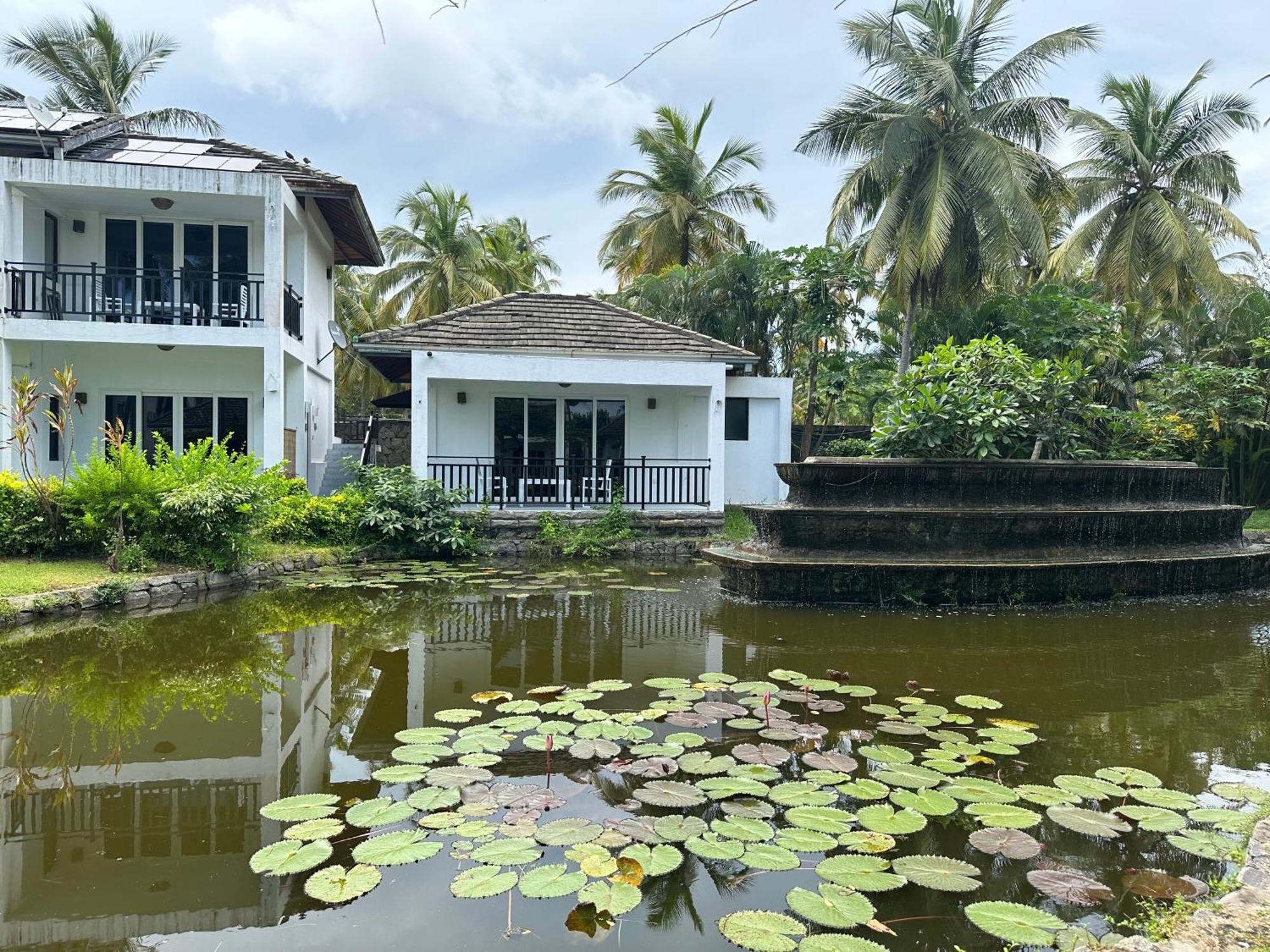 Amaluna Resorts Negombo Luaran gambar
