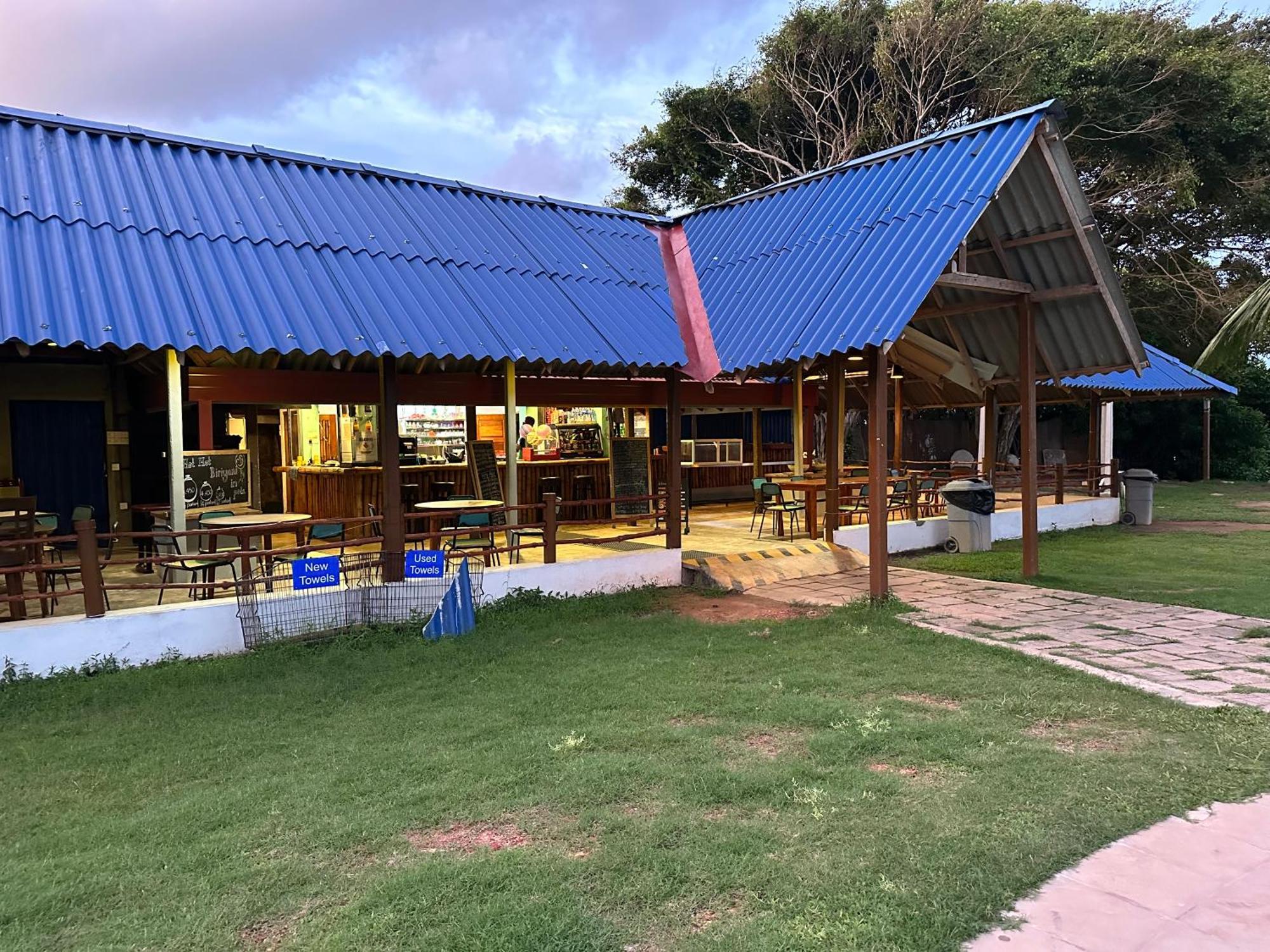 Amaluna Resorts Negombo Luaran gambar